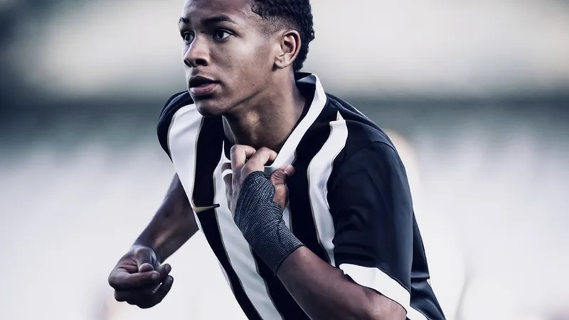 Gabriel Veneno, Brazilian footballer from Atlético Mineiro, signs with Pini Zahavi's agency