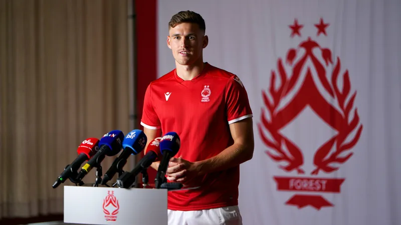 Elliot Anderson in Nottingham Forest kit addressing speculation about his future
