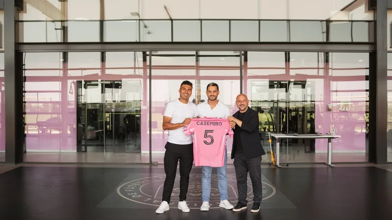 Casemiro takes first photo as Inter Miami player Casemiro poses with Inter Miami director Alberto Marrero and agent Oscar Ribot in his first photo as a club player. — latest news and analysis.