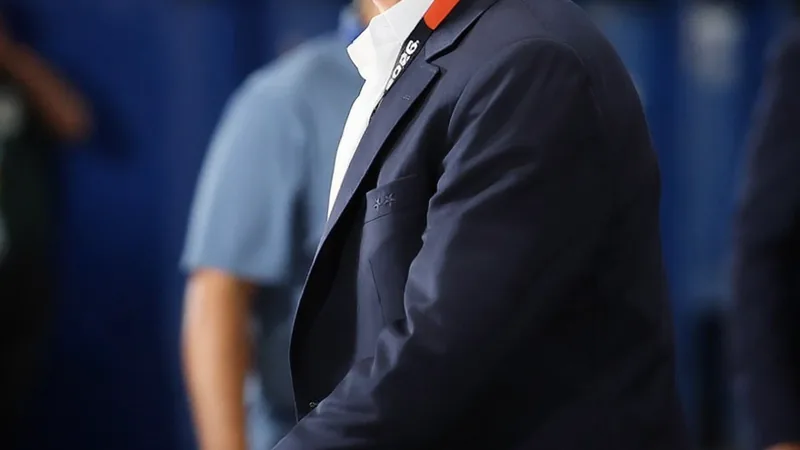 Deschamps to leave France job after World Cup; Zidane to take over Didier Deschamps on the sidelines during a France match, with Zinedine Zidane in the background — latest news and analysis.