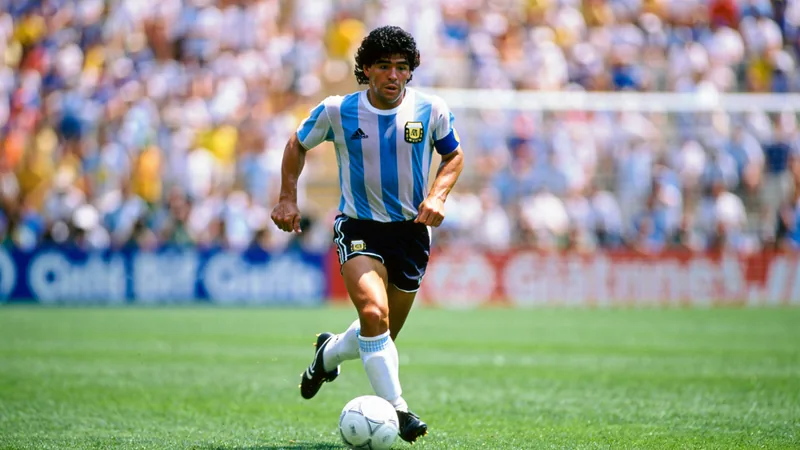 Maradona leads Argentina past England in 1986 World Cup quarter-final Diego Maradona in action during the 1986 World Cup quarter-final between Argentina and England. — latest news and analysis.