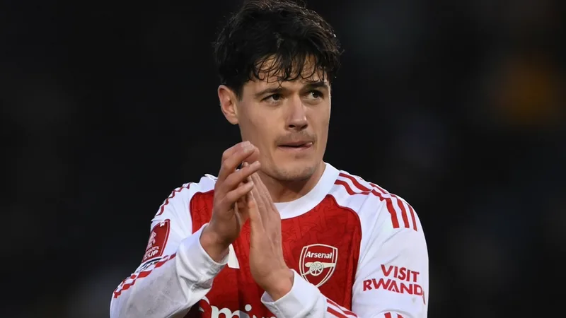 Everton Agree £7m Deal for Arsenal's Norgaard Christian Norgaard in Arsenal kit during a Premier League match