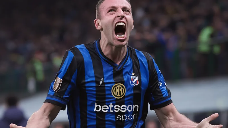 Soccer player Davide Frattesi in action on the field, with Lazio and Inter colors in the background. — latest news and analysis.