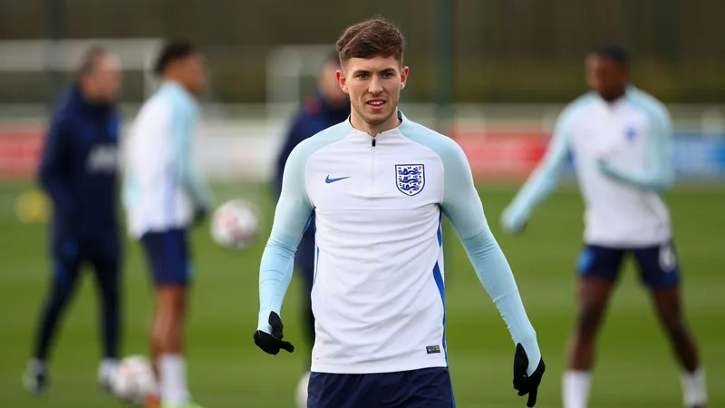 Stones: Vom Rücktrittsgedanken zur WM-Freude — Football World Cup News John Stones im englischen Trikot auf dem Spielfeld, konzentriert und bereit für den WM-Einsatz. — latest news and analysis.