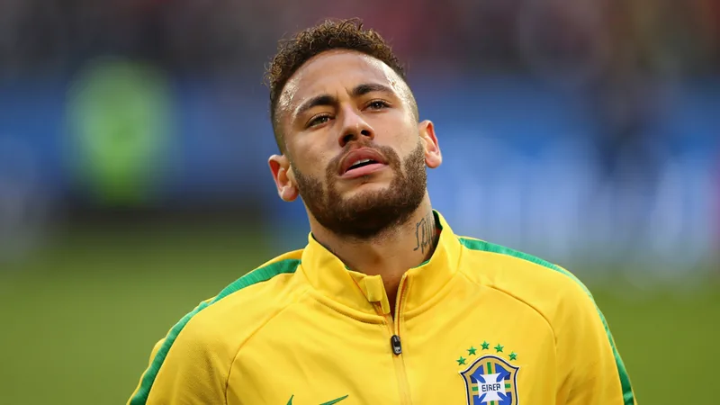 Neymar im Trikot der brasilianischen Nationalmannschaft, weinend auf dem Rasen des MetLife Stadiums in New Jersey, im Hintergrund die norwegischen