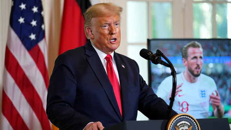 Trump kritisiert Kanes defensive Rolle im WM-Halbfinale — Football Trump kritisiert Kanes defensive Rolle im Halbfinale