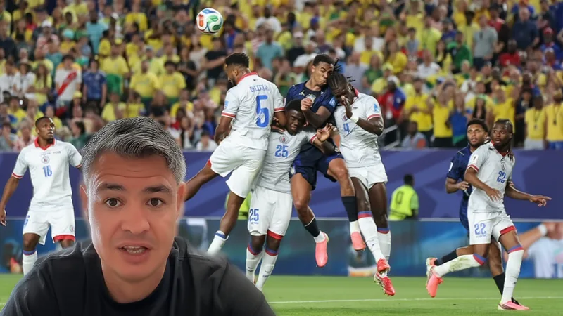 Jugadores de la selección brasileña con la camiseta amarilla celebrando un gol en un estadio lleno de aficionados, con la bandera de Brasil al fondo.