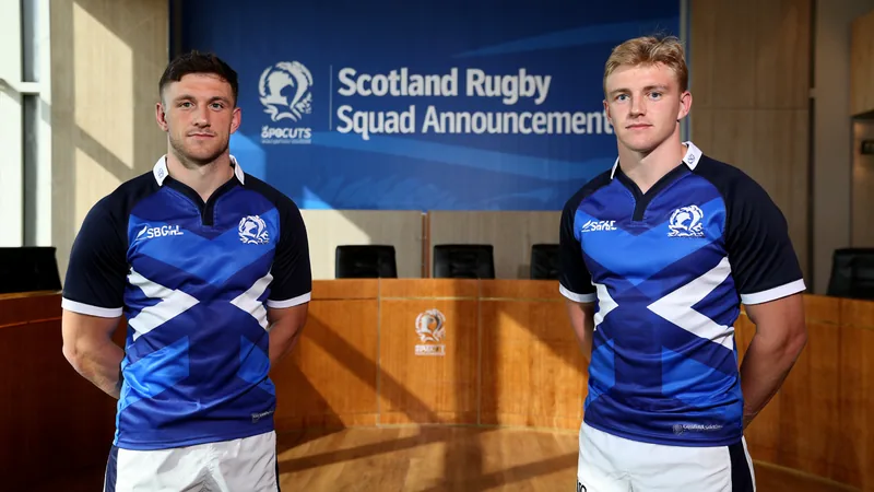 Dos talonadores sin internacionalidad, novedades en la convocatoria El estadio Murrayfield en Edimburgo con la bandera escocesa ondeando y jugadores de rugby entrenando en el campo. — latest news and analysis.