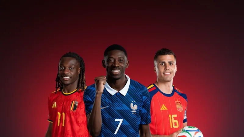 Gráfico del Ranking FIFA de Potencia con los nombres de Doku, Dembélé y Rodri destacados, sobre un fondo de estadio de fútbol con aficionados.