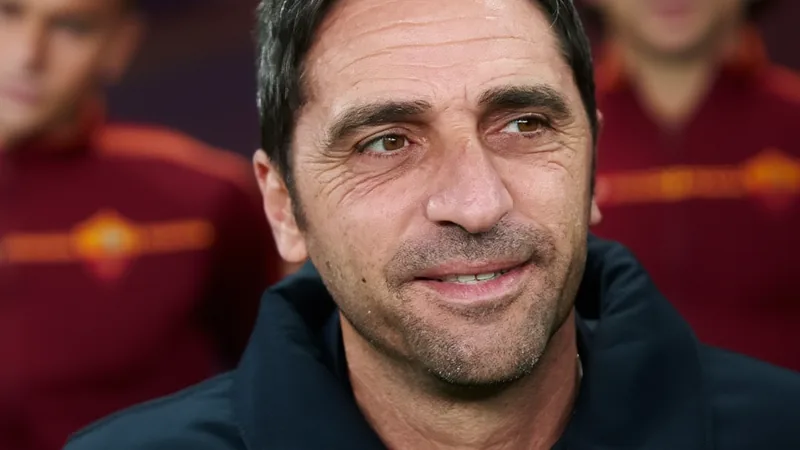 Tony D'Amico en la oficina de la AS Roma con los contratos de Dybala y Mancini sobre la mesa — latest news and analysis.