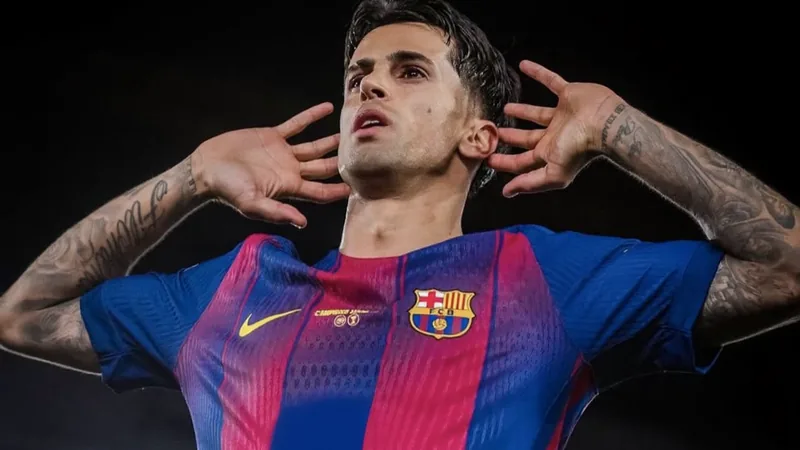 Barcelona confía en cerrar el fichaje de João Cancelo antes del Barcelona confía en cerrar el fichaje de João Cancelo antes del cierre del mercado