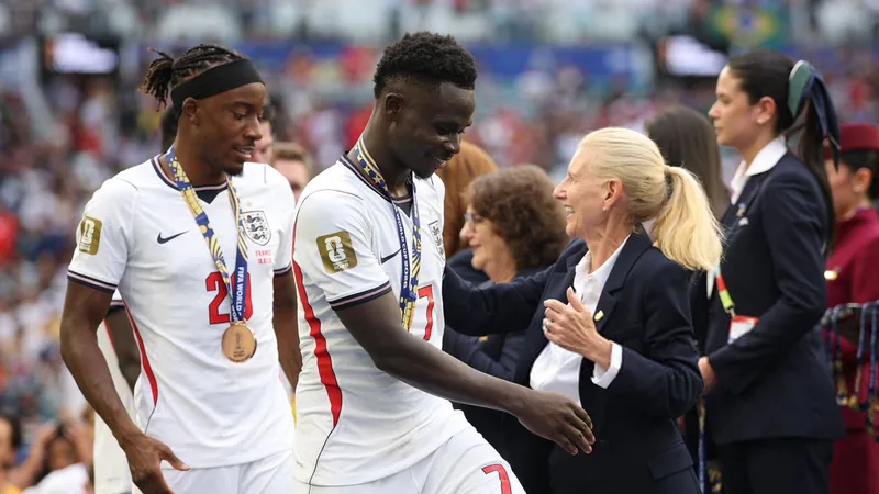 Bukayo Saka: "Me habría encantado jugar más en el Mundial, pero ya es Bukayo Saka: "Me habría encantado jugar más en el Mundial, pero ya es tarde"