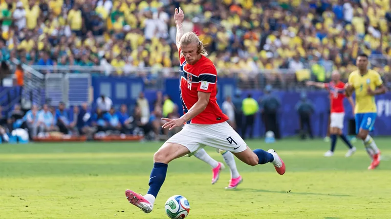 Erling Haaland celebrando su gol contra Brasil en el Estadio New York New Jersey durante la Copa Mundial de la FIFA 2026
