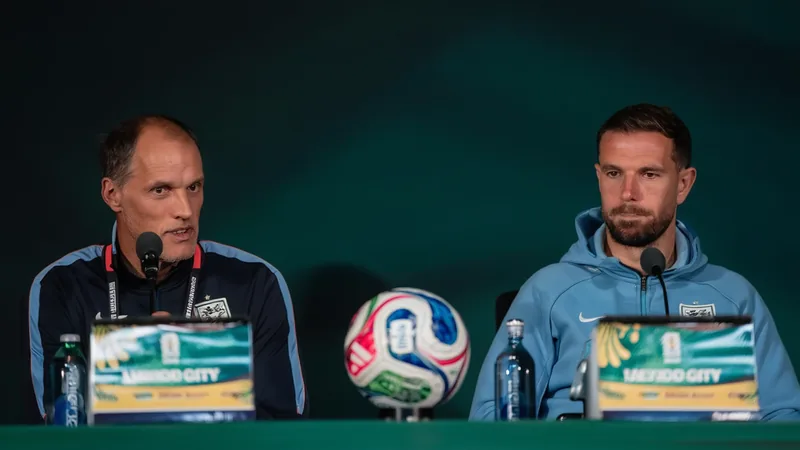 Thomas Tuchel, seleccionador inglés, habla en una conferencia de prensa en el Estadio Azteca de la Ciudad de México — latest news and analysis.