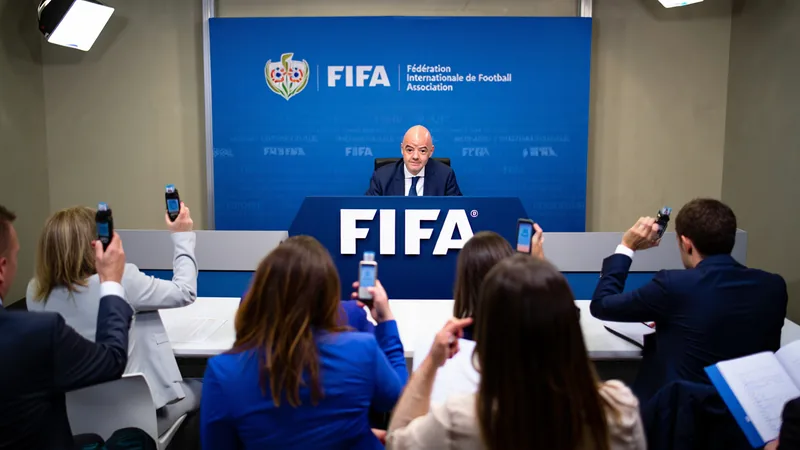 Fin de la conférence de presse : peu de questions aux journalistes critiques envers Infantino — latest news and analysis.