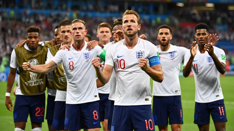 Angleterre : 15 minutes de l'humiliation, les défis de Tuchel Harry Kane célèbre son doublé décisif pour l'Angleterre contre la RD Congo, entouré de ses coéquipiers en liesse. — latest news and analysis.