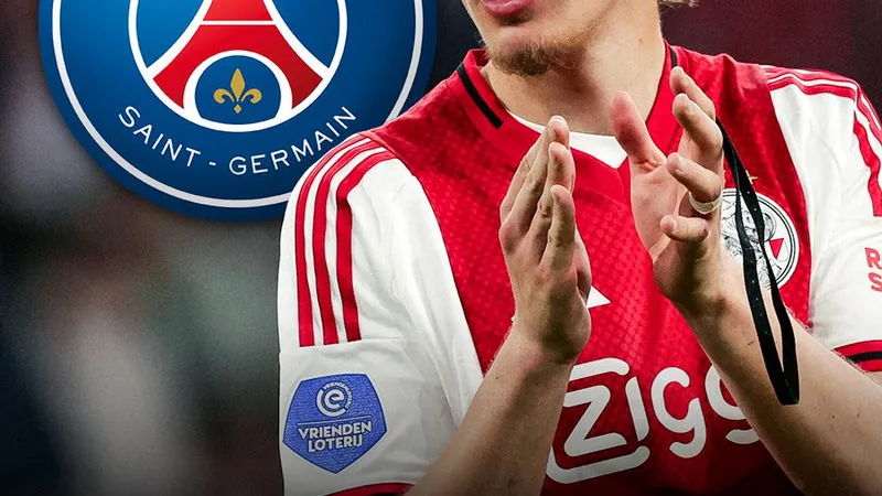 PSG-Ajax: Négociations pour Mika Godts — Football World Cup News Mika Godts, ailier belge de l'Ajax, dribblant un adversaire lors d'un match à la Johan Cruyff Arena d'Amsterdam. — latest news and analysis.