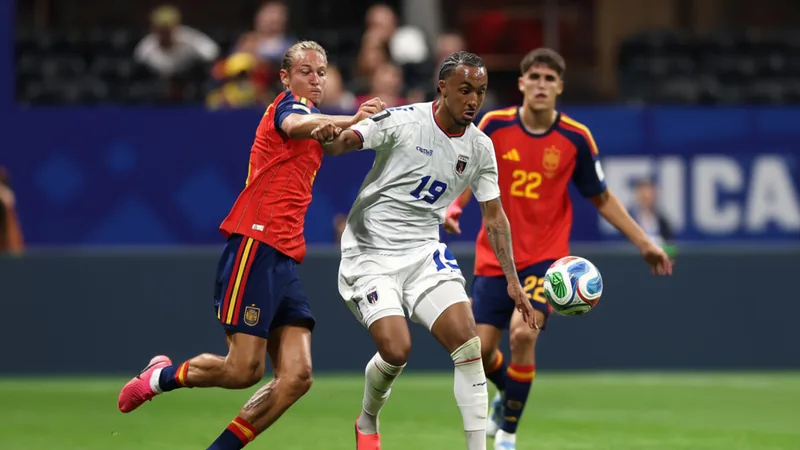 Espanha busca primeira vitória; Uruguai enfrenta Cabo Verde Espanha busca primeira vitória; Uruguai enfrenta Cabo Verde