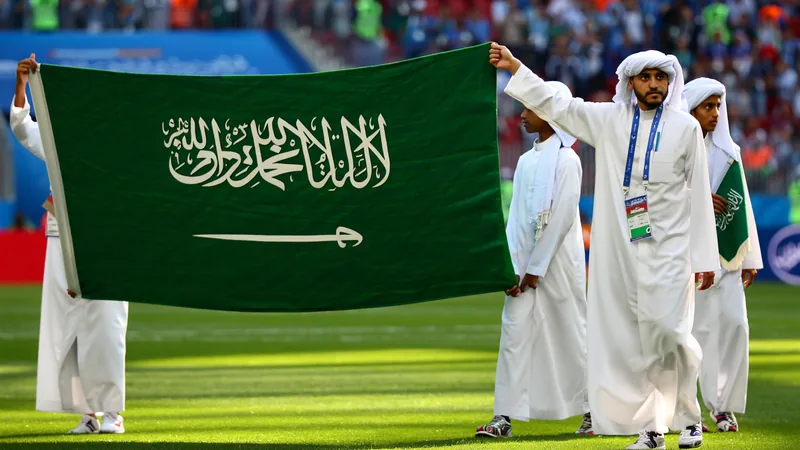 Por que as bandeiras da Arábia Saudita e do Iraque não são colocadas no chão na Copa do Mundo — latest news and analysis.