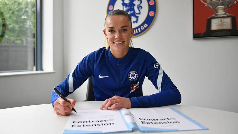 Hannah Hampton renova com Chelsea por mais dois anos