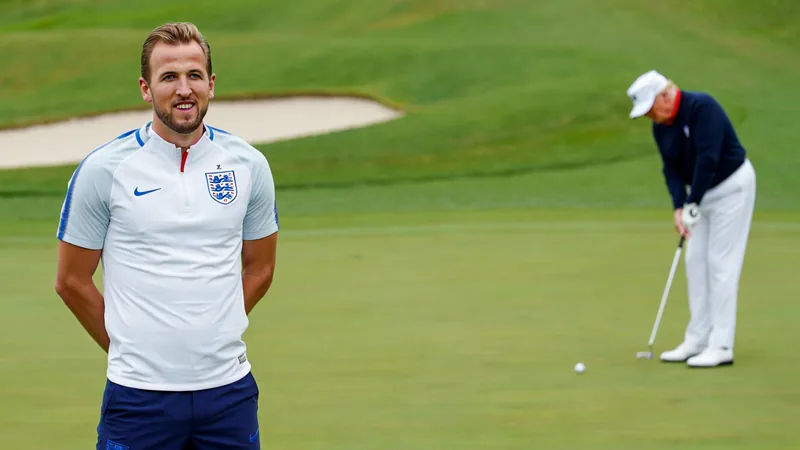 Kane descreve partida de golfe com Trump como 'surreal' Kane descreve partida de golfe com Trump como 'surreal'