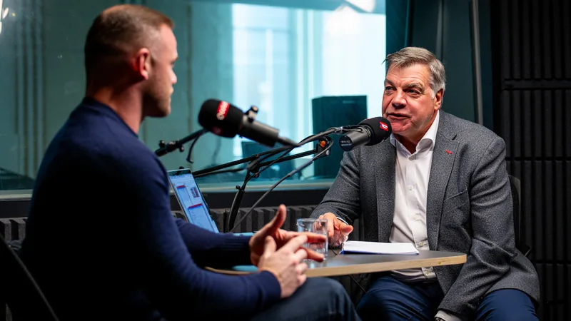 O Melhor da Inglaterra Desde 1966? A Maior Declaração de Tuchel? Wayne Rooney and Sam Allardyce on The Wayne Rooney Show podcast discussing England's 3-0 win over Mexico and Thomas Tuchel's tactics.