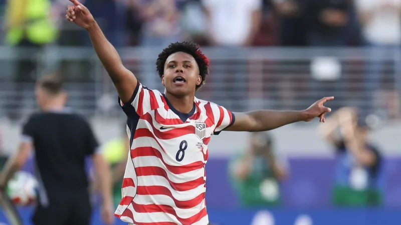 Weston McKennie, o motor da seleção dos EUA em alta Weston McKennie, o motor da seleção dos EUA em alta