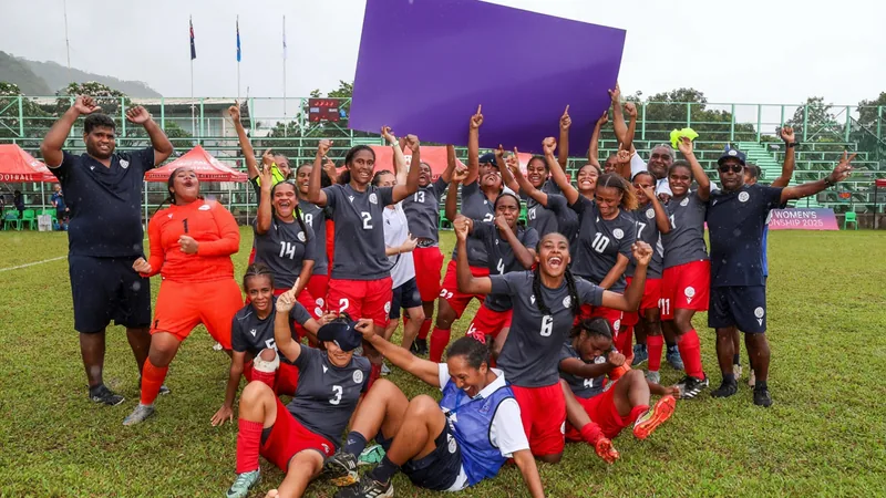 Grupo F do Mundial Feminino Sub-20: Espanha, Nigéria, China e Nova Estádio de futebol na Polônia com bandeiras de Espanha, Nigéria, China e Nova Caledônia, e uma bola de futebol no centro do campo.